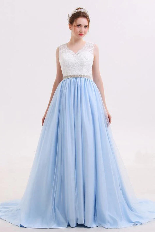 Romantic A-line V-neck lace applique cap-sleeve tulle prom dress
