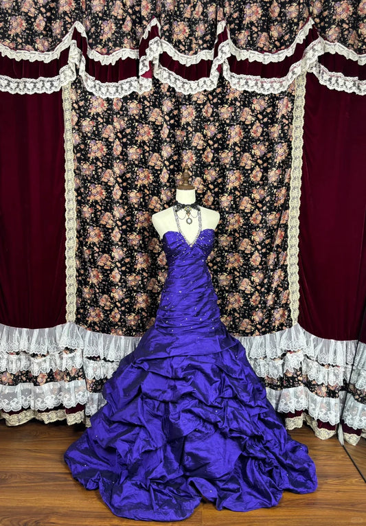 Vintage Royal Purple Taffeta Halter Neck Beaded Mermaid Evening Dresses with Tiered Ruffle Train & Gothic Choker for Prom & Themed Galas